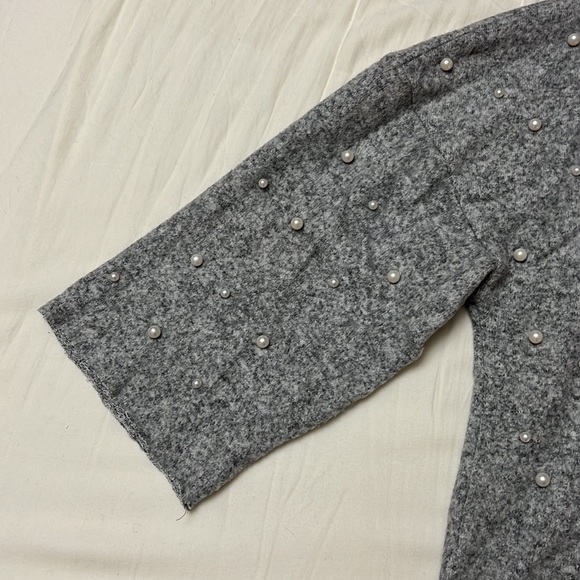 Zara Grey Pearl Top - Picture 5 of 9